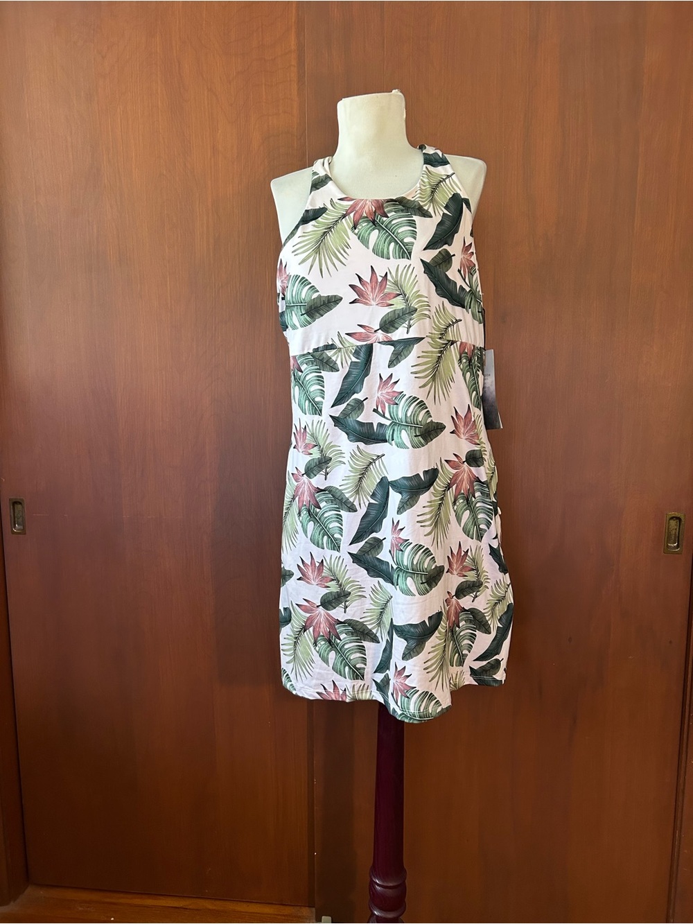 NWT Kyodan Tropical Floral Dress in Tan and Green